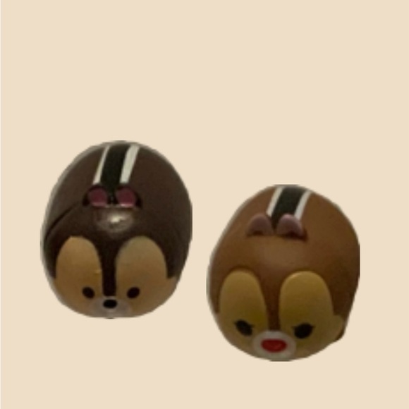 Chip and Dale Disney Series Matchbox Car with extras - Picture 3 of 16